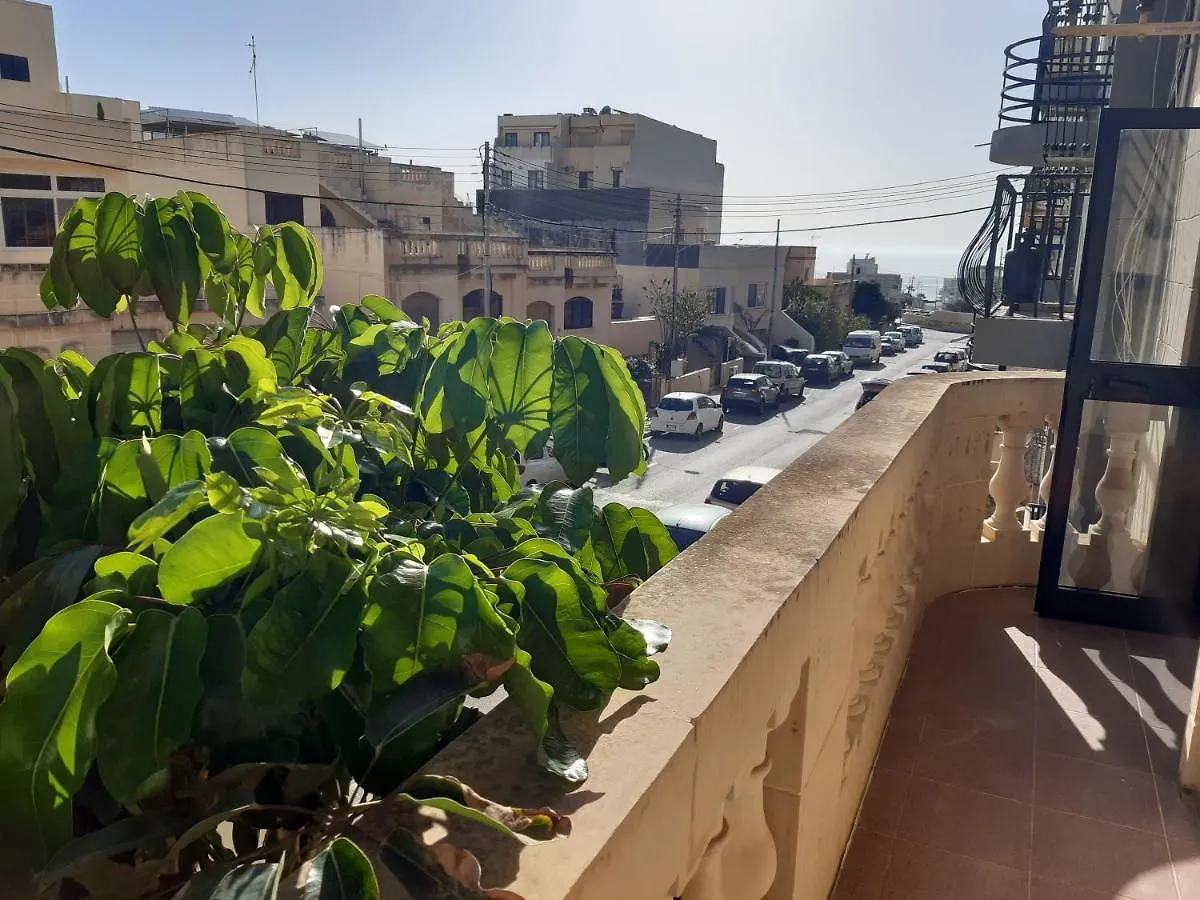 Apartment Cosy Spacious Maisonette Marsaskala